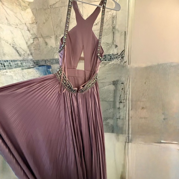 Cross Staps Evening Dress - Picture 3 of 4